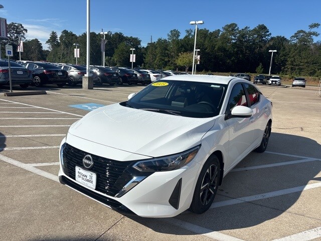 2025 Nissan Sentra SV photo 4