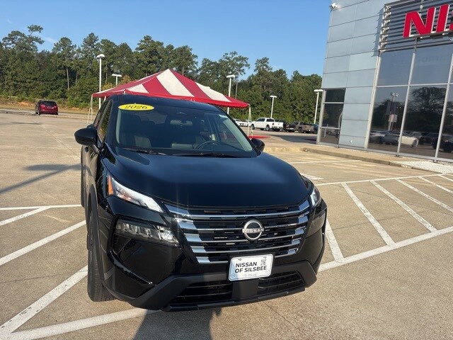 2026 Nissan Rogue SV photo 2