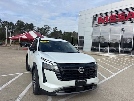 2026 Nissan Pathfinder SL SUV