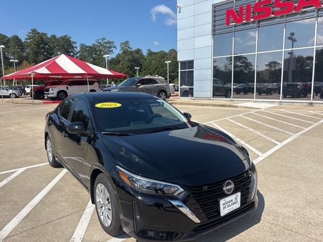 2025 Nissan Sentra S's photo