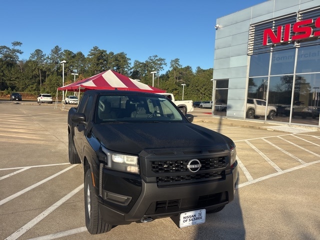 2026 Nissan Frontier S's photo