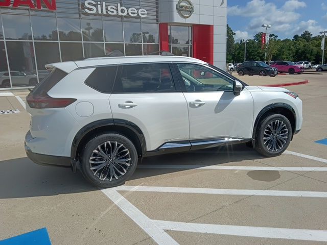 2026 Nissan Rogue Platinum - Photo 13