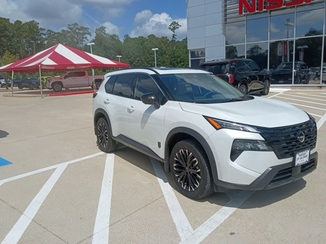 2026 Nissan Rogue Dark Armor - Photo 16
