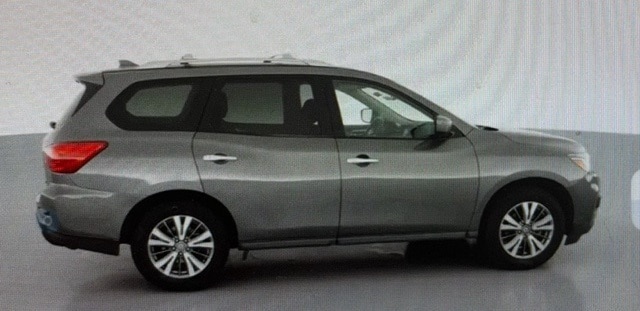 2019 Nissan Pathfinder SV