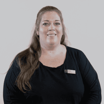 Staff member Valerie Leviner from ID_c6fa87