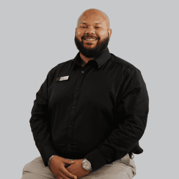 Staff member Dean Bernal Jr from ID_dde83e