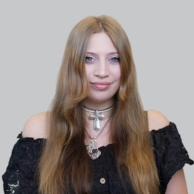 Staff member Kaylee Leviner from ID_c6fa87