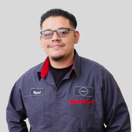 Staff member Miguel Ordaz from ID_9ca408