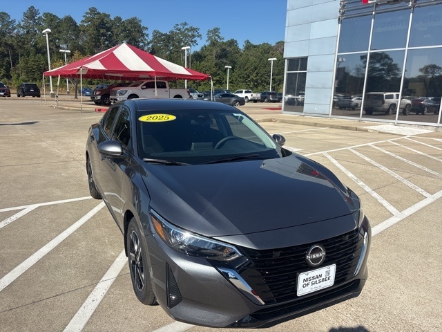 2025 Nissan Sentra SV's photo