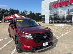 2025 Nissan Pathfinder Platinum SUV