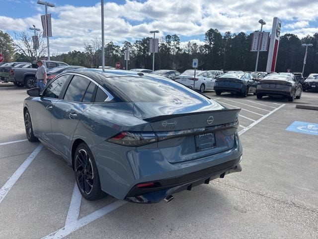 2026 Nissan Sentra SR - Photo 8