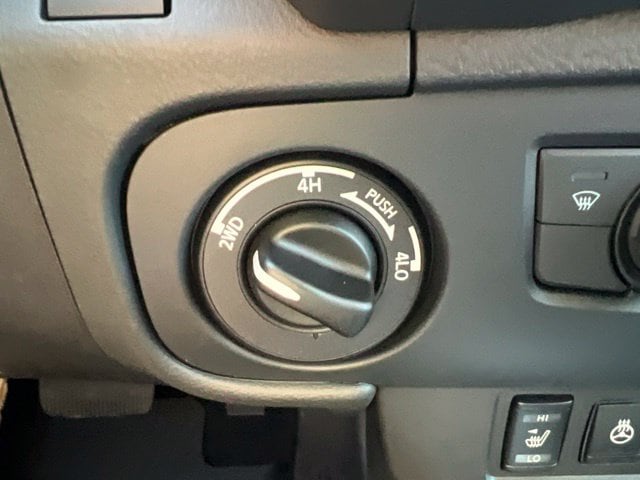 2026 Nissan Frontier SV - Photo 28