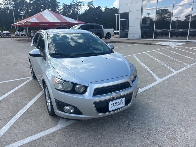 2014 Chevrolet Sonic LT photo 2