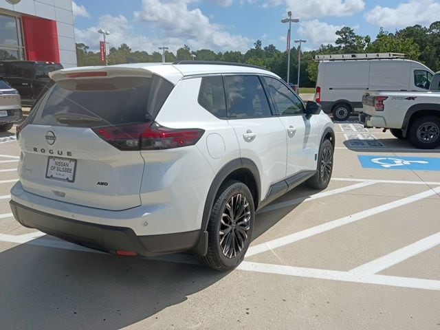 2026 Nissan Rogue Dark Armor - Photo 12