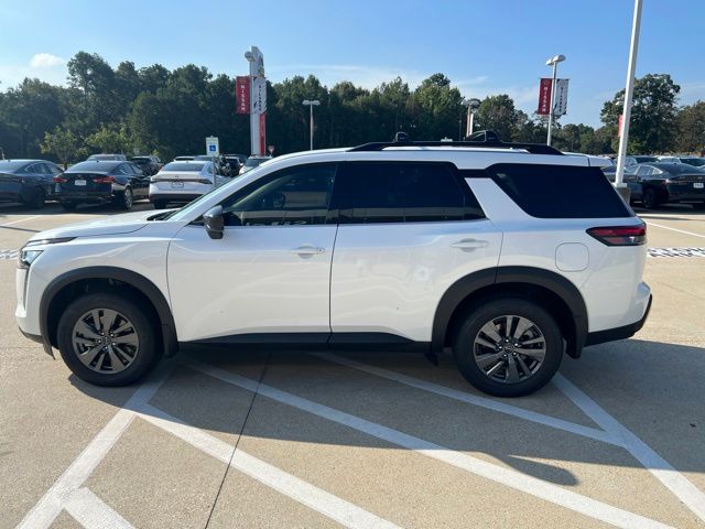 2026 Nissan Pathfinder SV - Photo 6