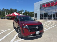 2026 Nissan Pathfinder Platinum SUV