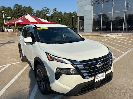 2026 Nissan Rogue SV SUV