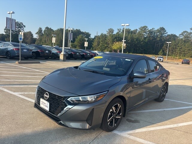 2025 Nissan Sentra SV photo 4