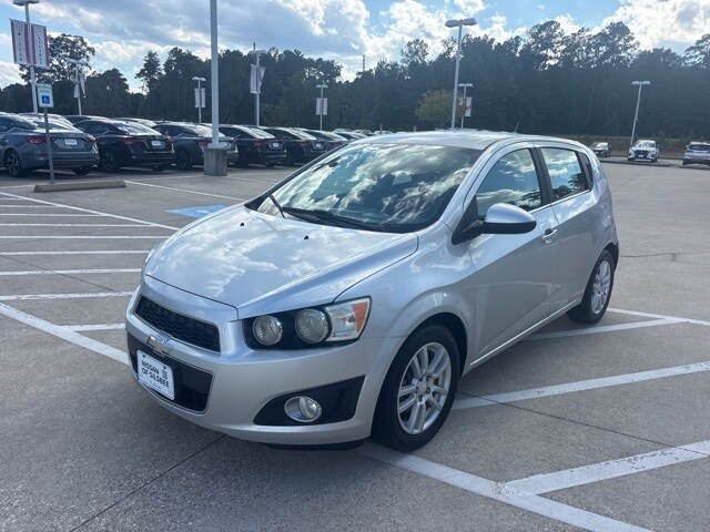 2014 Chevrolet Sonic LT photo 4
