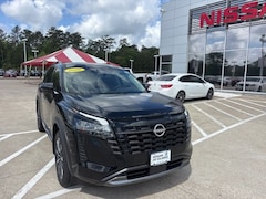 2026 Nissan Pathfinder Platinum SUV