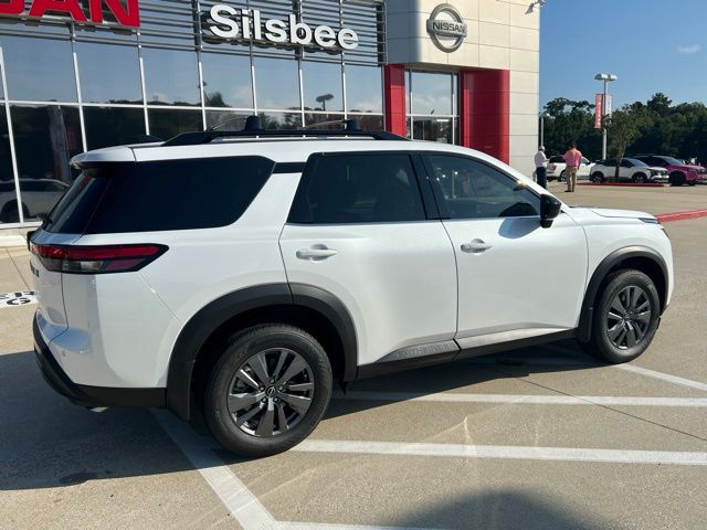 2026 Nissan Pathfinder SV - Photo 14
