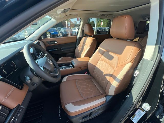 2026 Nissan Pathfinder Platinum - Photo 24