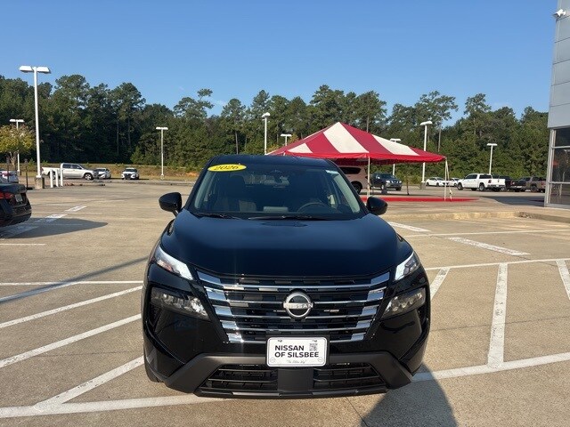 2026 Nissan Rogue SV photo 3