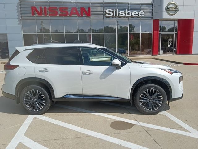 2026 Nissan Rogue Platinum - Photo 14