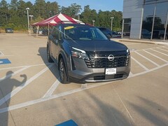 2026 Nissan Pathfinder SL SUV