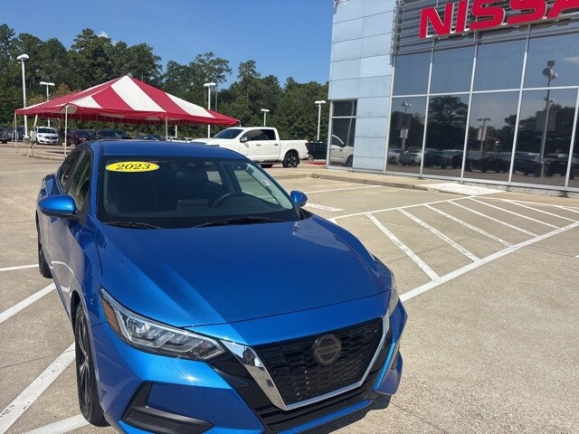 2023 Nissan Sentra SV photo 2