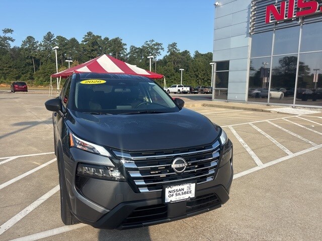 2026 Nissan Rogue S photo 2