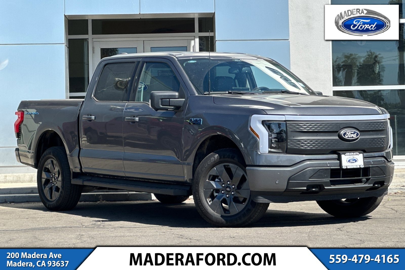 2025 Ford F-150 Lightning Flash's photo