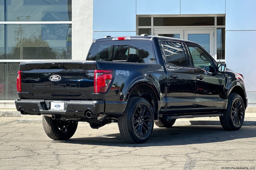 New 2025 Ford F-150 XLT XLT 4WD SuperCrew 5.5 Box