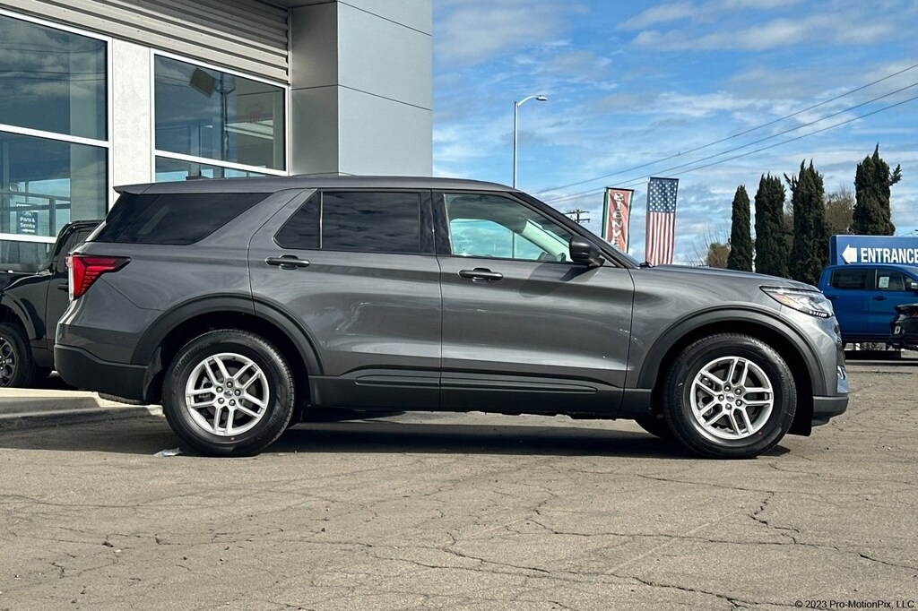 New 2026 Ford Explorer Active SUV