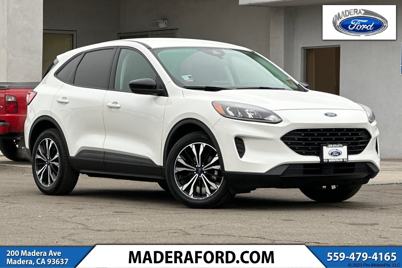 2021 Ford Escape SE's photo