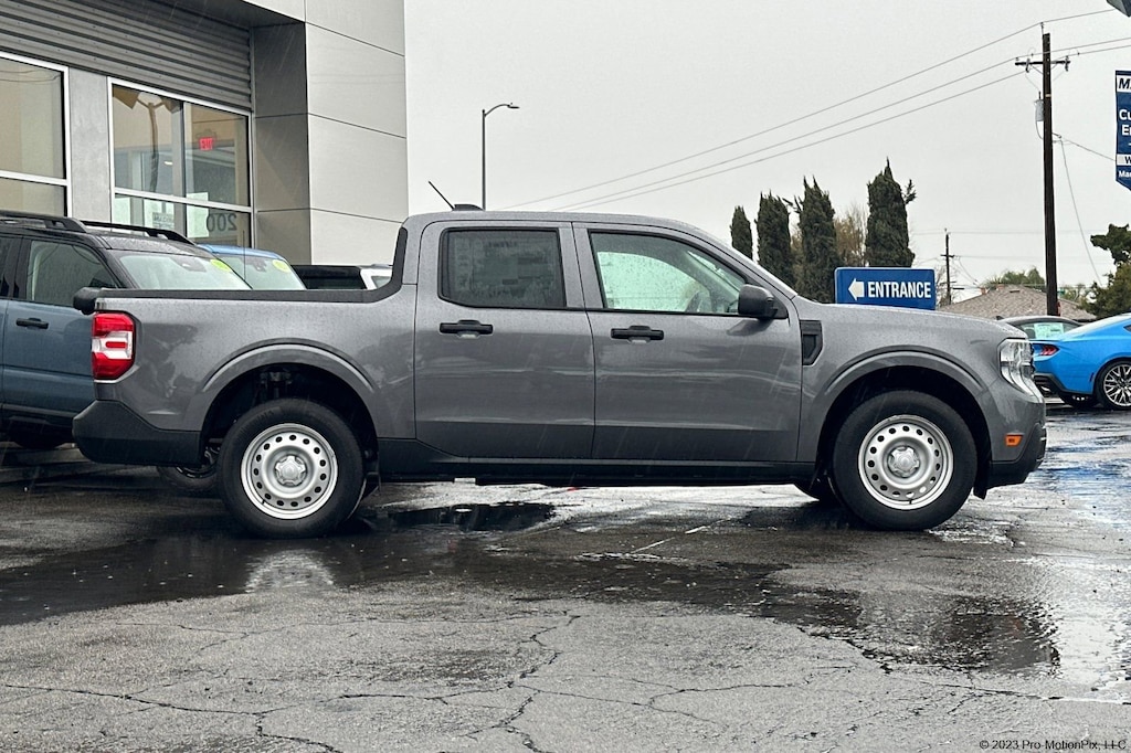 New 2025 Ford Maverick XL XL FWD SuperCrew