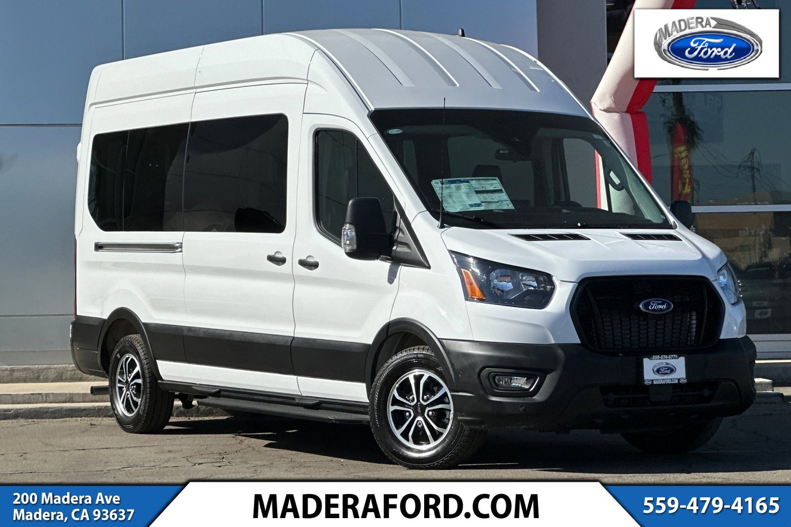 2025 Ford Transit Passenger Van XL's photo