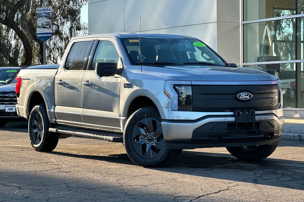 New 2025 Ford F-150 Lightning Flash TRUCK