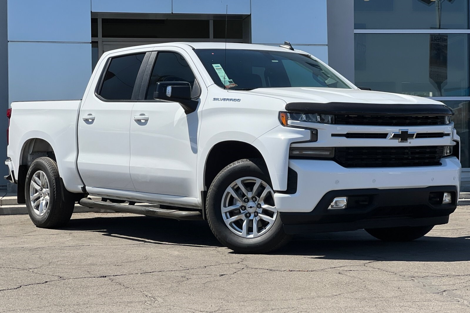 Used 2020 Chevrolet Silverado 1500 RST with VIN 3GCPWDEK9LG234328 for sale in Madera, CA