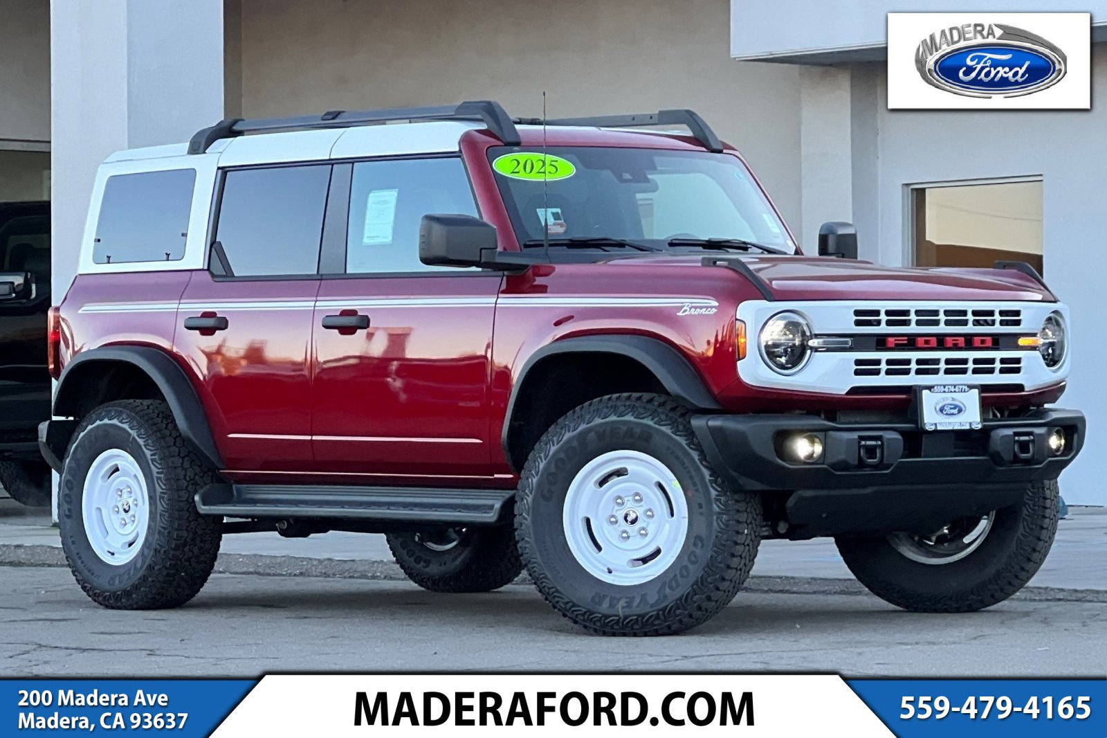 2025 Ford Bronco 4-Door Heritage Editon's photo