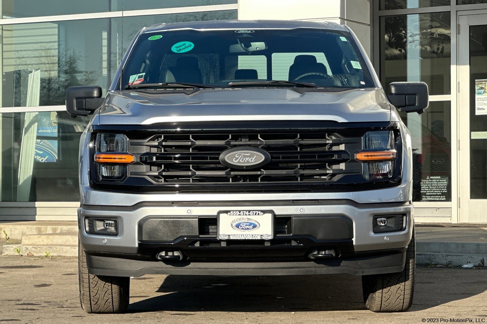 2025 Ford F-150 XLT photo 3