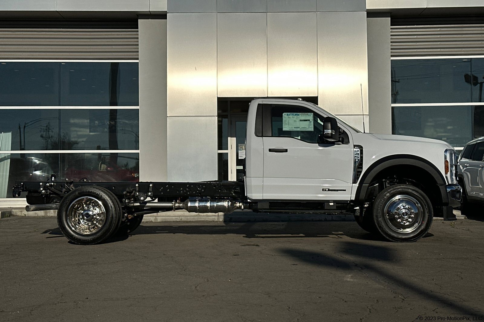 2025 Ford F-450 XL photo 4