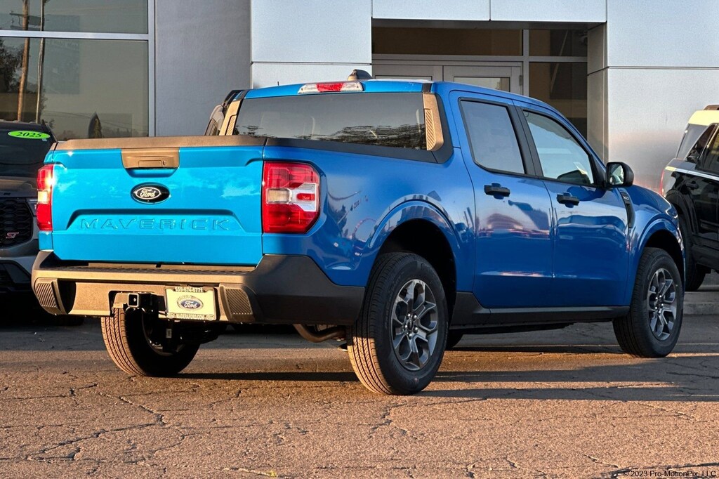 New 2025 Ford Maverick XLT XLT FWD SuperCrew