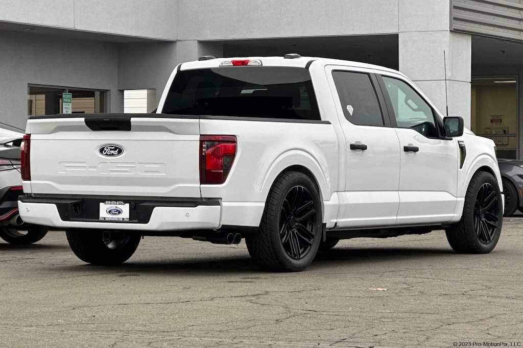 New 2025 Ford F-150 STX STX 2WD SuperCrew 5.5 Box