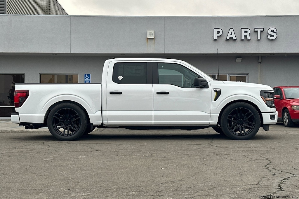 New 2025 Ford F-150 STX STX 2WD SuperCrew 5.5 Box