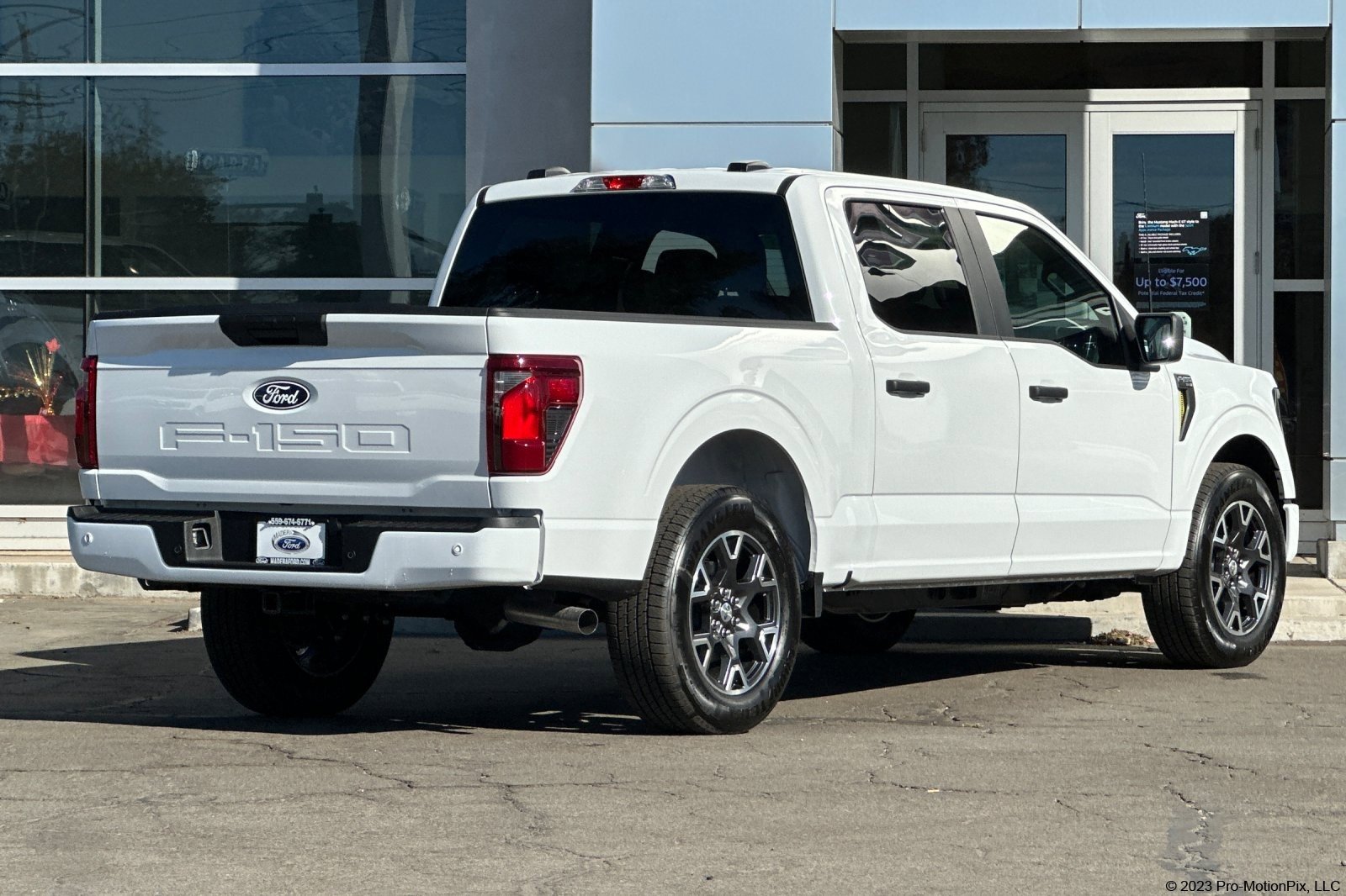 2025 Ford F-150 STX photo 4
