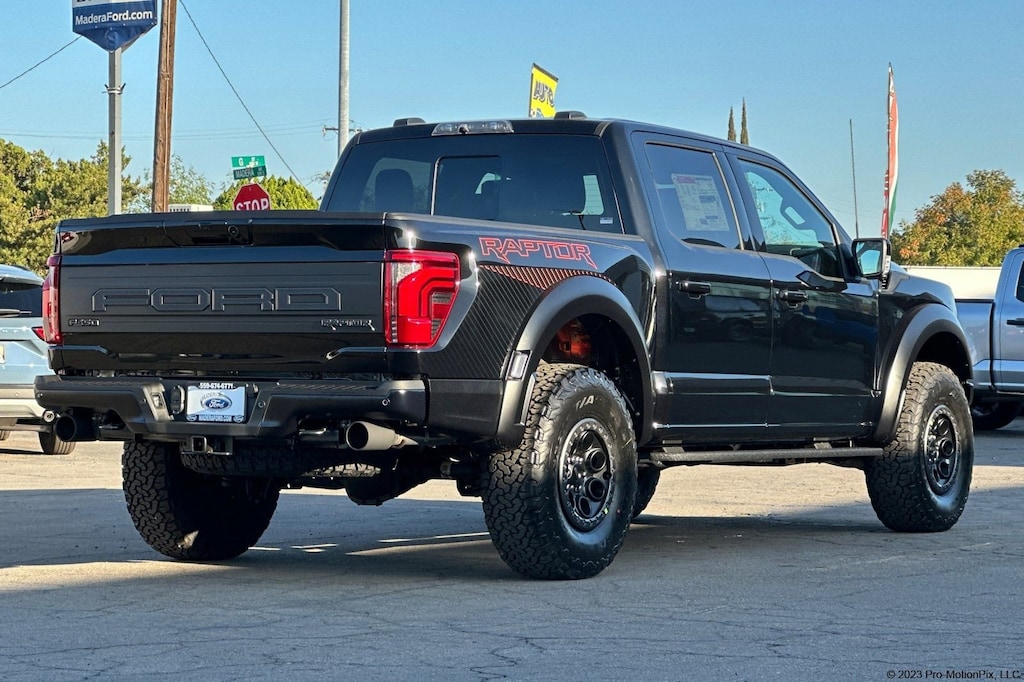 New 2025 Ford F-150 Raptor Raptor 4WD SuperCrew 5.5 Box