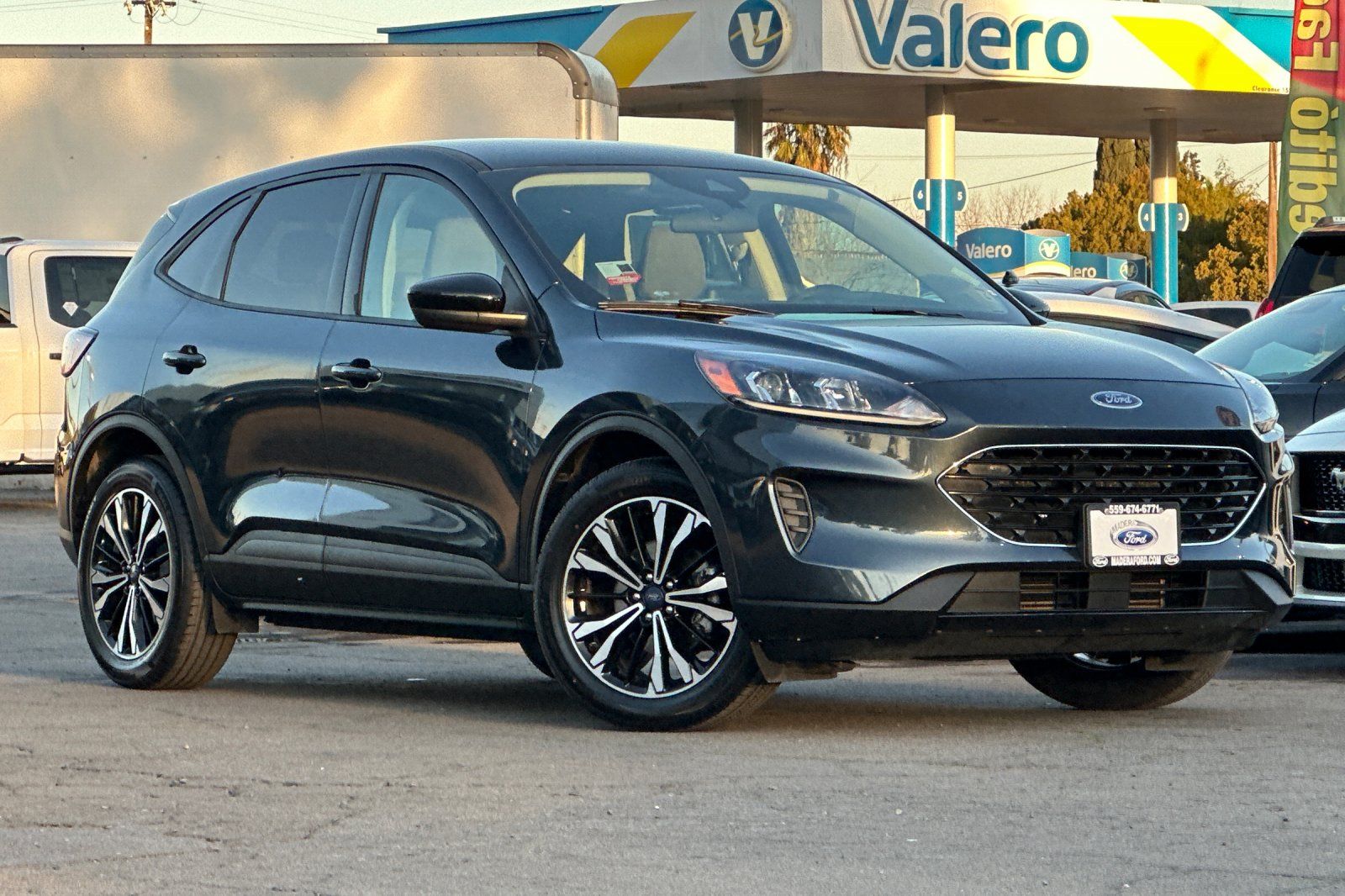 Used 2022 Ford Escape SE with VIN 1FMCU0G63NUB84969 for sale in Madera, CA