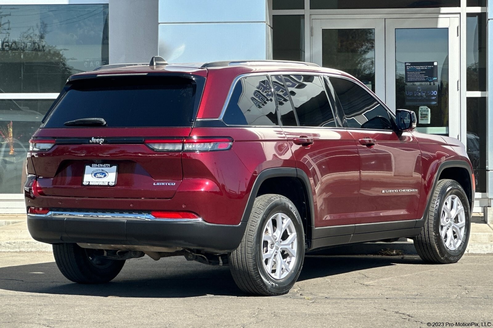 2022 Jeep Grand Cherokee Limited photo 4