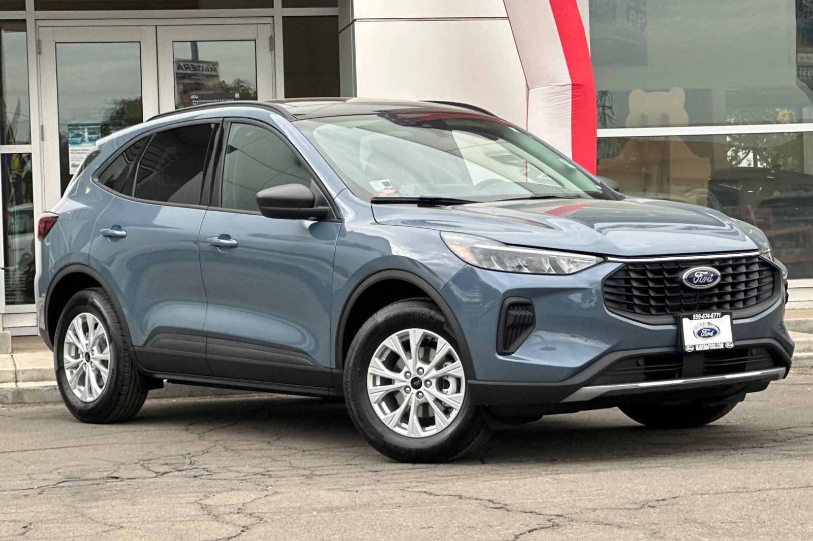 2025 Ford Escape Active photo 2